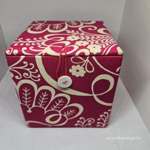 Vera Bradley 2010 Twirly Birds Pink  Glass Ball Ornament Christmas   W Box - Picture 2 of 6